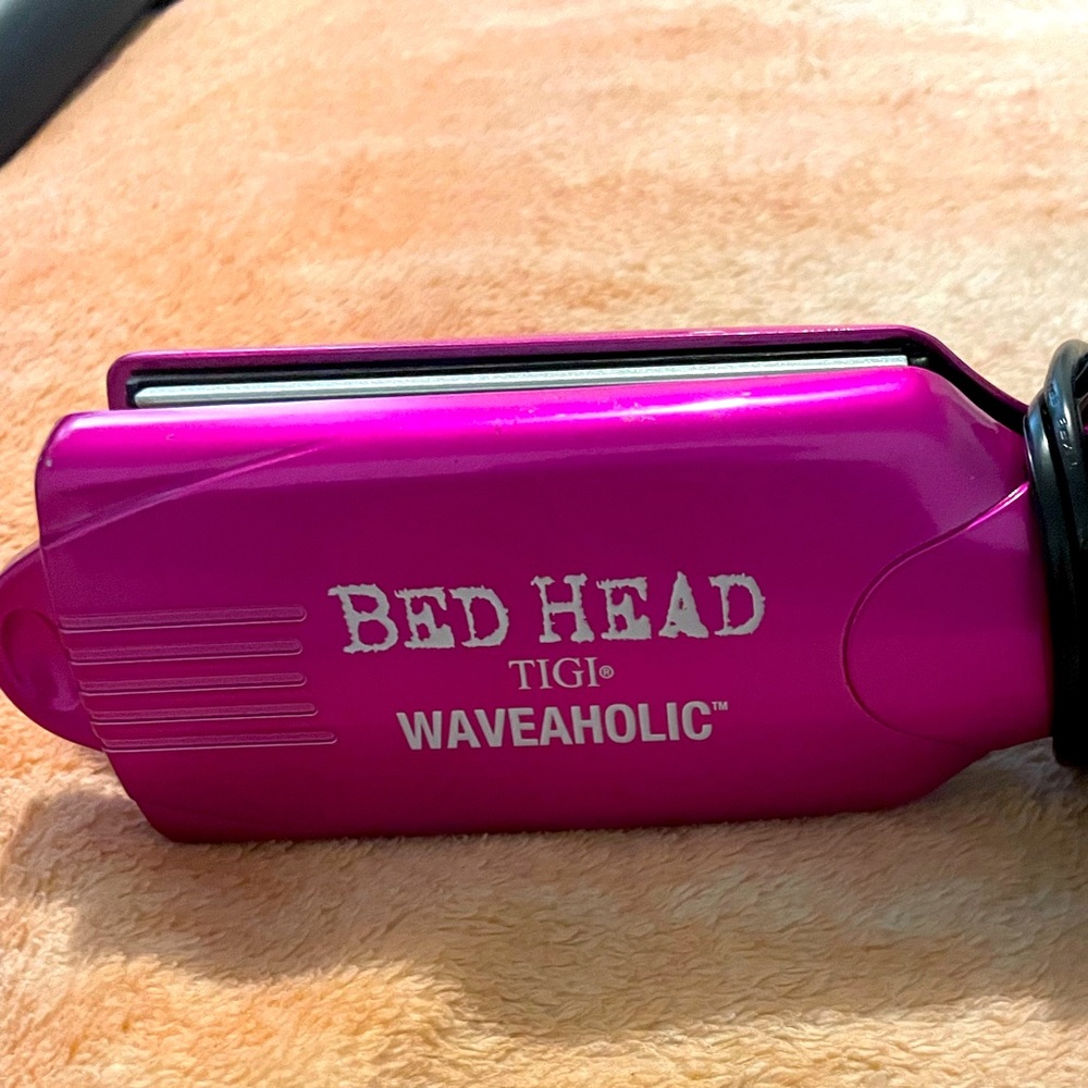 BedHair Waveaholic for tight waves